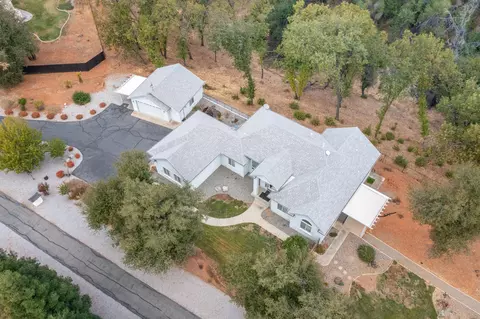 View/Area - 7412 Quiet Dr, Anderson, CA 96007 photo 2 of 4