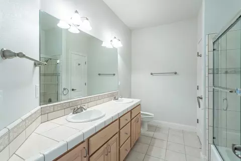 Bath - 7412 Quiet Dr, Anderson, CA 96007 photo 1 of 8