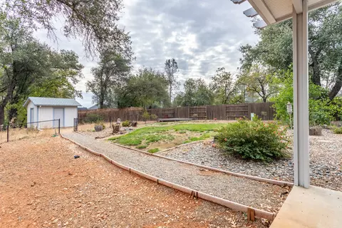 Exterior - 7412 Quiet Dr, Anderson, CA 96007 photo 19 of 23