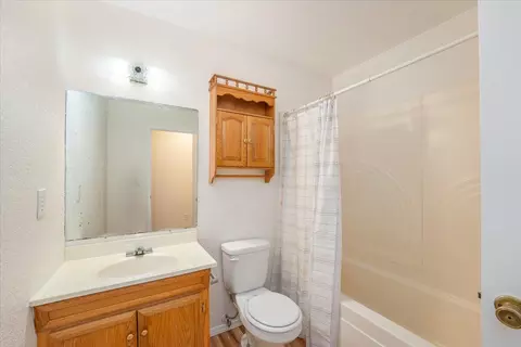 2555 Wilson Ave, Redding, CA 96002 photo 18