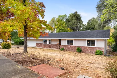 Exterior - 1934 Herbscenta Ln, Redding, CA 96003 photo 2 of 7