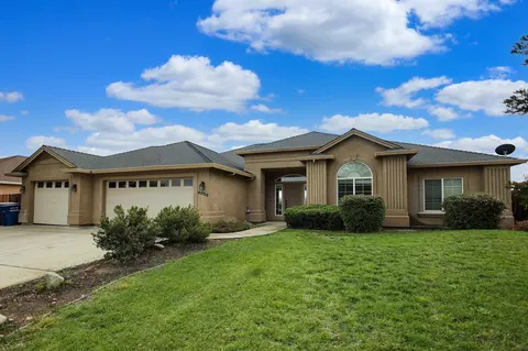 4059 Winter Green Ct, Redding, CA 96001