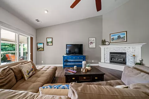 19391 Titleist Way, Redding, CA 96003 photo 10