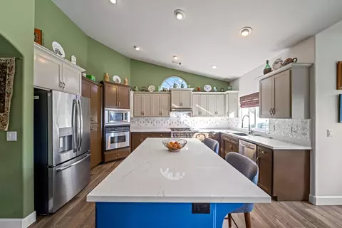 19391 Titleist Way, Redding, CA 96003 photo 14