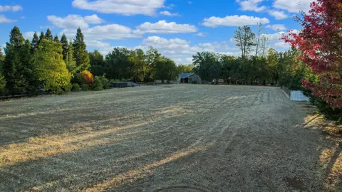 Spring Lake Street, Redding, CA 96003 photo 7
