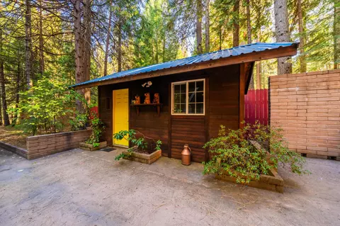 Exterior - 9331 Thatcher Mill Rd, Shingletown, CA 96088 photo 6 of 16