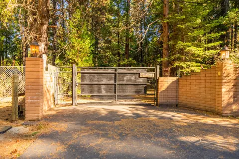 9331 Thatcher Mill Rd, Shingletown, CA 96088