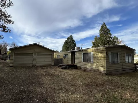 21732 2nd, Burney, CA 96013