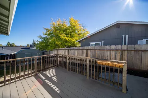 Exterior - 869 Partridge Dr, Redding, CA 96003 photo 4 of 5