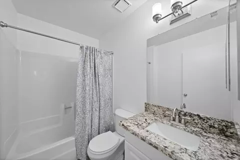 Bath - 869 Partridge Dr, Redding, CA 96003 photo 2 of 2