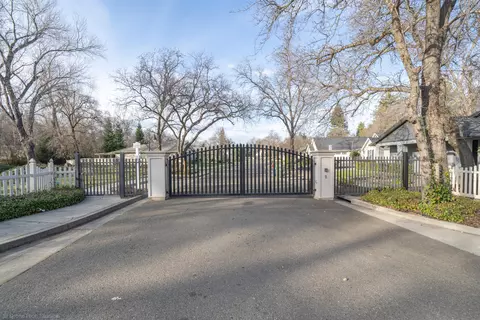 5516 Lexi Ln, Redding, CA 96001 photo 3