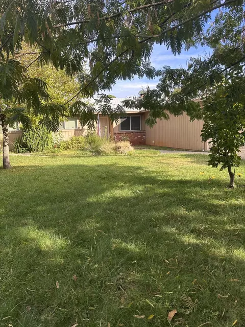 1909 Lindeena Ln, Redding, CA 96002 photo 18