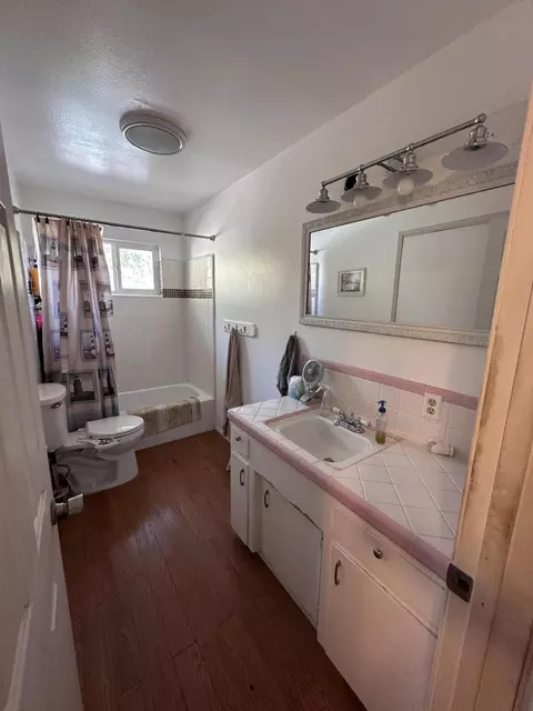 1909 Lindeena Ln, Redding, CA 96002 photo 9