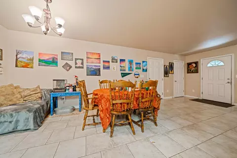 Dining - 2640 Sharon Ave, Redding, CA 96001 photo 1 of 1