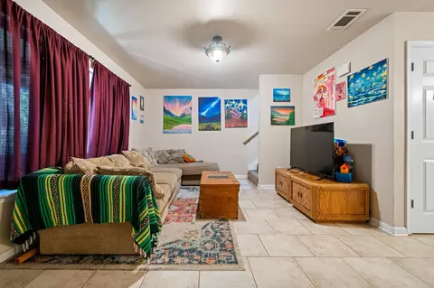Living - 2640 Sharon Ave, Redding, CA 96001 photo 1 of 3