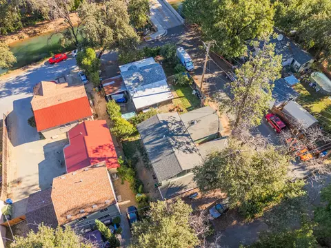 View/Area - 2640 Sharon Ave, Redding, CA 96001 photo 6 of 8