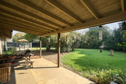 Exterior - 6825 Riata Dr, Redding, CA 96002 photo 3 of 9