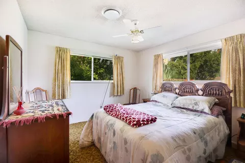 Bedroom - 6825 Riata Dr, Redding, CA 96002 photo 3 of 5
