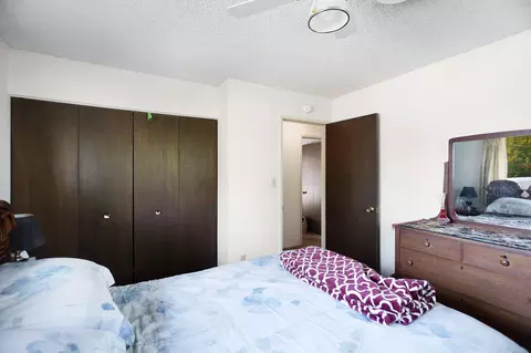 Bedroom - 6825 Riata Dr, Redding, CA 96002 photo 4 of 5