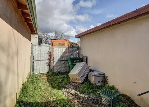 1025 Lincoln St, Redding, CA 96001 photo 12