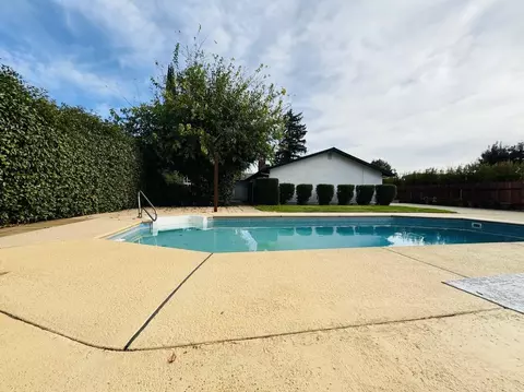 Exterior - 4262 Diane St, Redding, CA 96002 photo 5 of 12