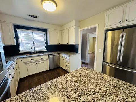 Kitchen - 4262 Diane St, Redding, CA 96002 photo 3 of 3