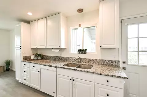 602 Date St, Orland, CA 95963
