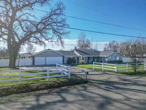 22229 Lassen View Dr, Palo Cedro, CA 96073