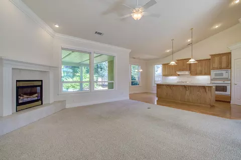 2948 Blue Horizon Dr, Redding, CA 96002 photo 10