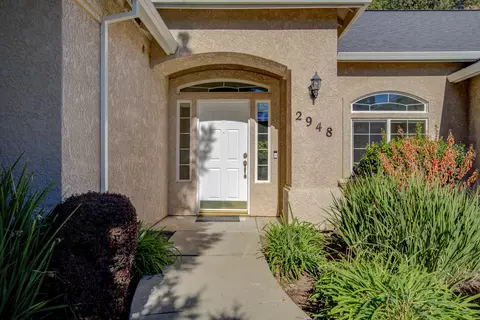 2948 Blue Horizon Dr, Redding, CA 96002 photo 5