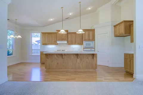 2948 Blue Horizon Dr, Redding, CA 96002 photo 12