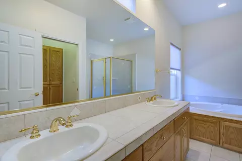2948 Blue Horizon Dr, Redding, CA 96002 photo 27