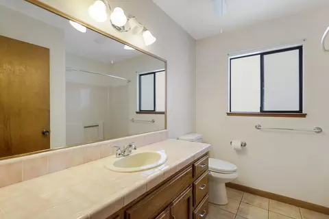 452 Woodhill Dr, Redding, CA 96003 photo 22