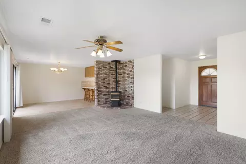 452 Woodhill Dr, Redding, CA 96003 photo 7