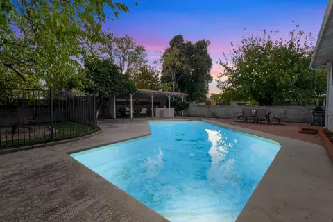 Exterior - 1261 Denton Way, Redding, CA 96002 photo 1 of 5