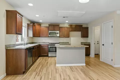 Kitchen - 3200 Bridgewater Ct, Redding, CA 96003 photo 3 of 3