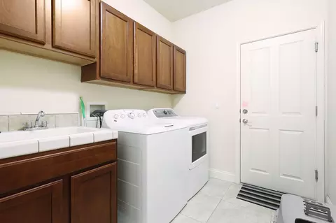 Other - 1058 Montclair Dr, Redding, CA 96003 photo 3 of 4