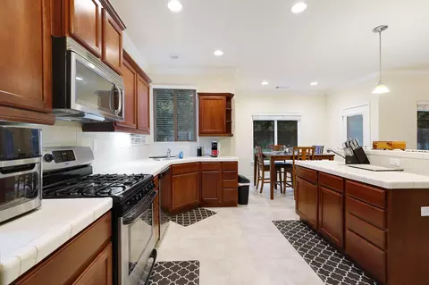 Kitchen - 1058 Montclair Dr, Redding, CA 96003 photo 1 of 2