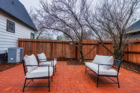 2208 Shasta St, Redding, CA 96001 photo 23