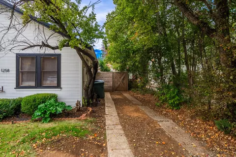 2208 Shasta St, Redding, CA 96001 photo 45