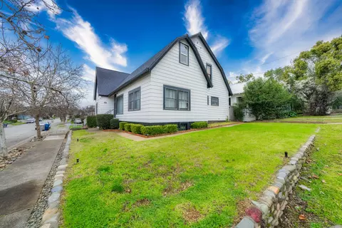 2208 Shasta St, Redding, CA 96001 photo 25