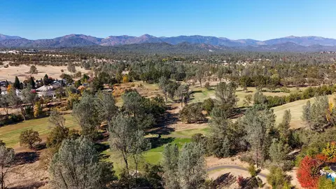 1584 St Andrews Dr, Redding, CA 96003 photo 9