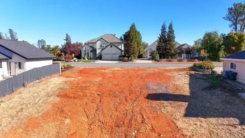 1584 St Andrews Dr, Redding, CA 96003 photo 8