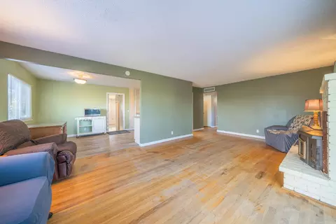 Living - 2840 Placer St, Redding, CA 96001 photo 3 of 6