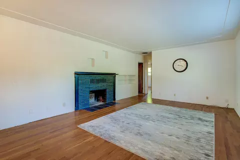 Living - 5451 Elm Ln # L, Redding, CA 96001 photo 1 of 10