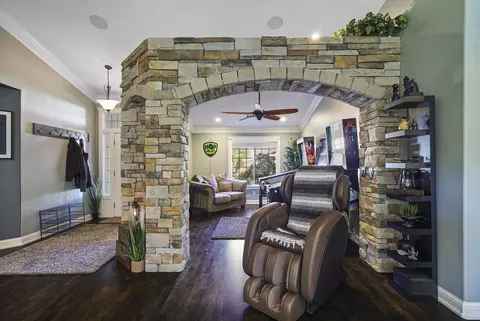 19279 Lexington Ln, Redding, CA 96003 photo 6