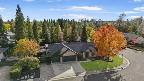 19279 Lexington Ln, Redding, CA 96003 photo 3