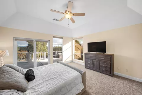353 River Park Dr, Redding, CA 96003 photo 14