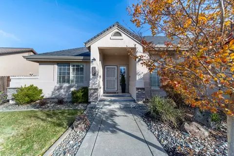 353 River Park Dr, Redding, CA 96003 photo 2