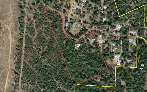 12333 Quartz Hill Rd, Redding, CA 96003